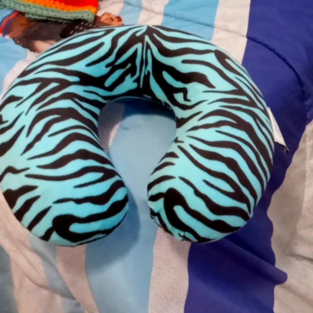 Neck pillow